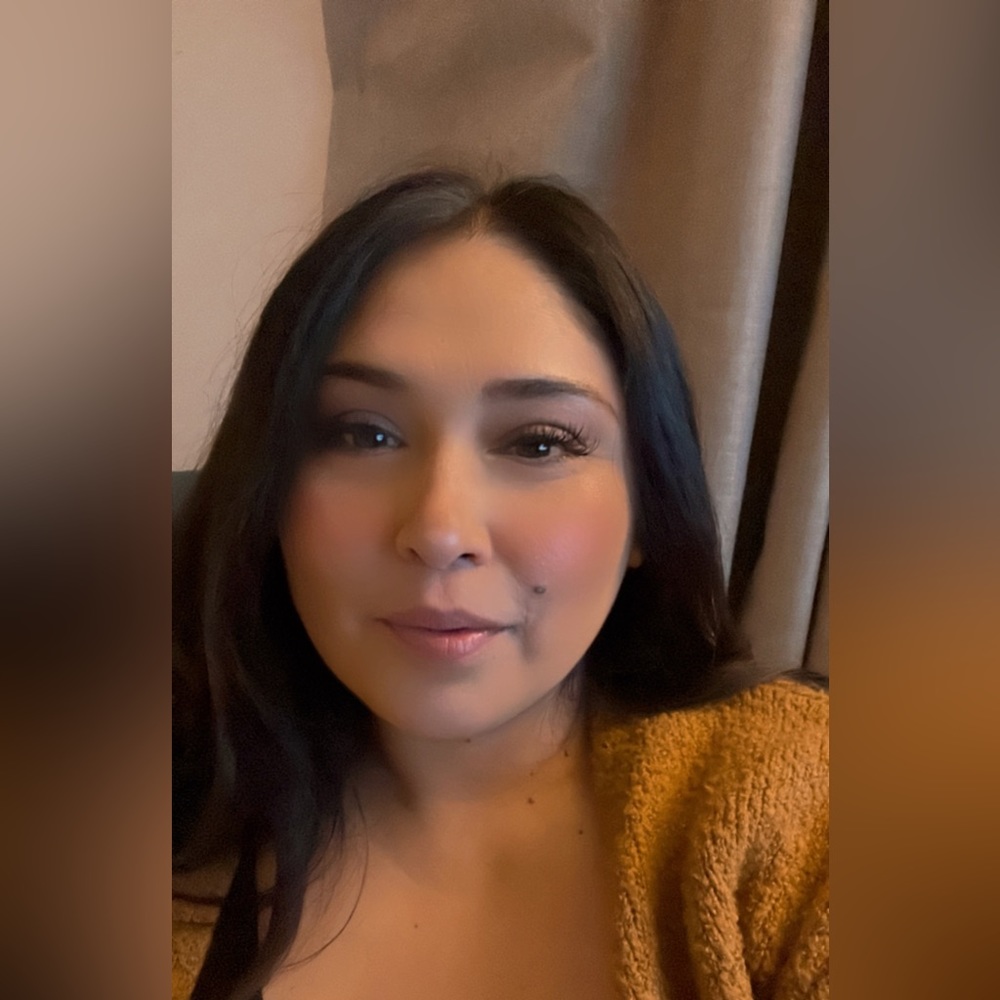 Meet your Posher, Aarika